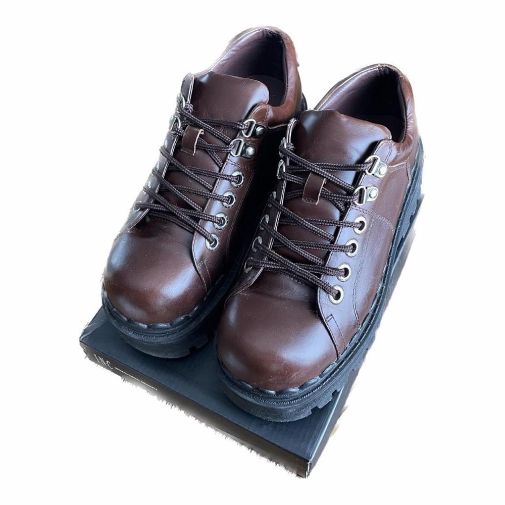Unif Women’s Seek Shoe in Brown